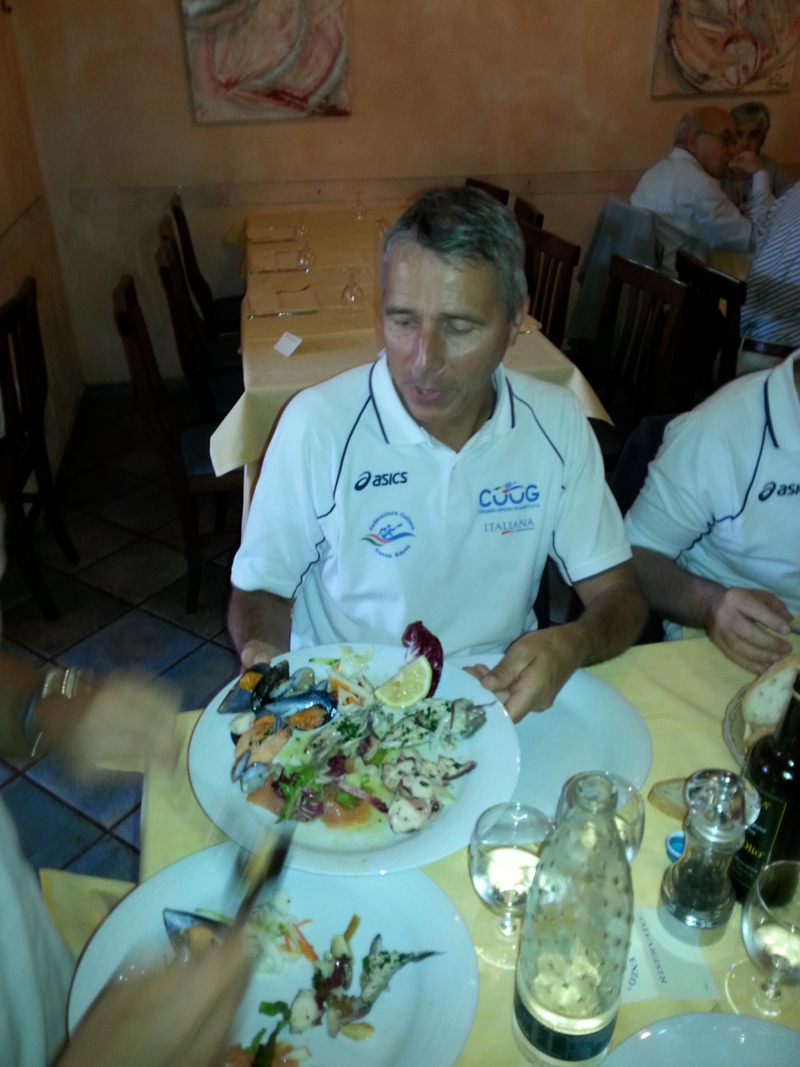 images/cuug/LE_NOSTRE_FOTO/Savona_Medaglia_Presid_27_sett/36_Trofeo_Presidente_a_tavola.jpg