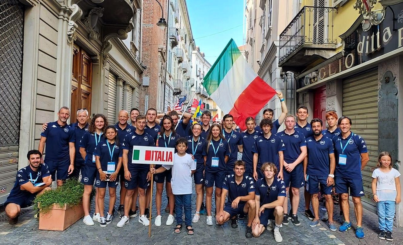 images/2022_news/Slalom/ITALIA_TEAM.jpg