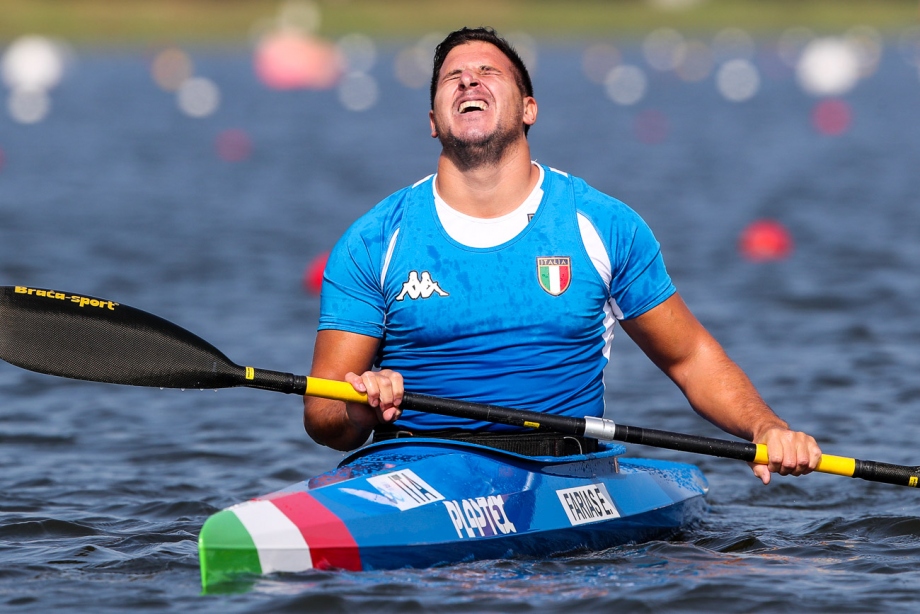 images/FARIAS_MONDIALE.jpg