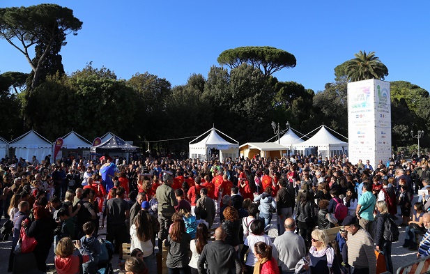 images/Terrazza_del_Pincio_-_Villaggio_per_la_Terra.jpg
