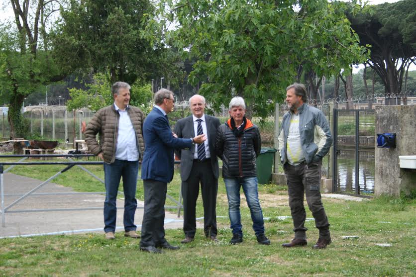 images/pisalivornotoscana.jpg